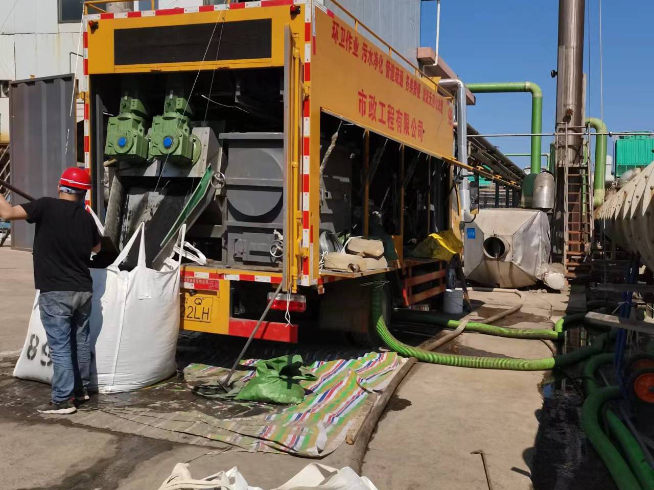 榆阳淤泥压干处理